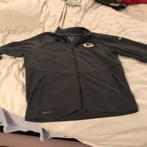 Never worn Green Bay packer dry fit jacket